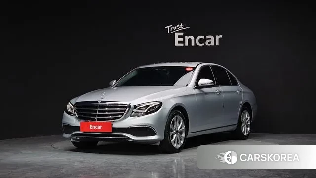 Mercedes-Benz E-Class W213 2018 Серебряный из Кореи