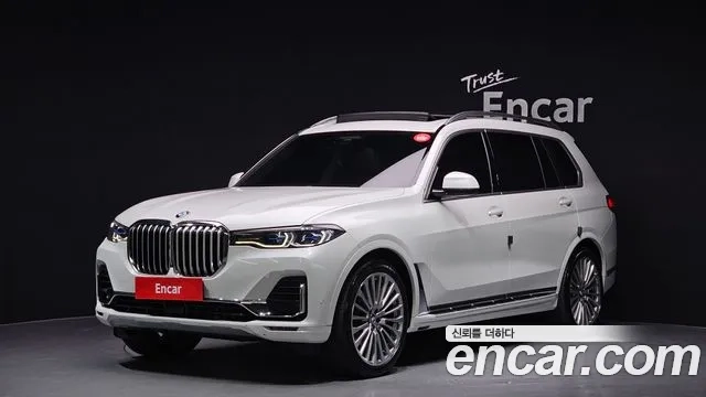 BMW X7 (G07) 2021 Белый из Кореи
