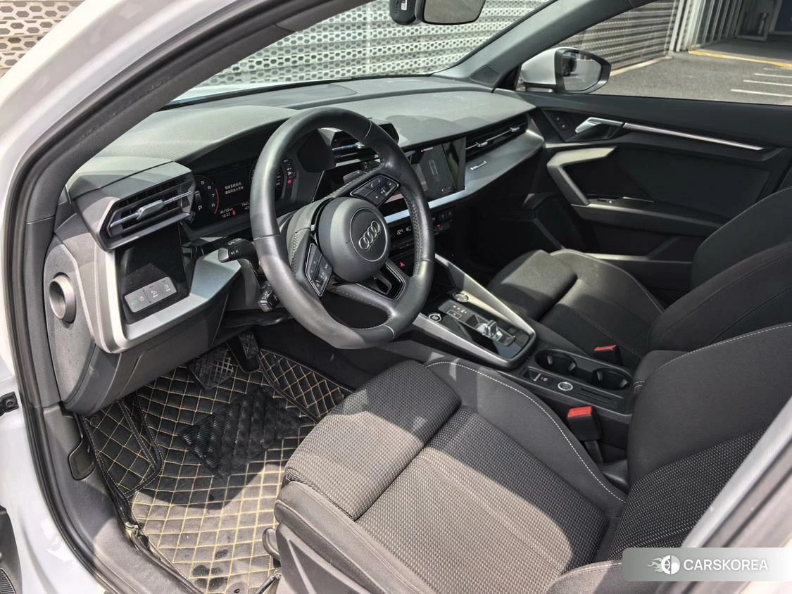 Audi A3 2021 Белый из Китая