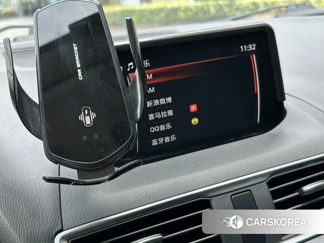 Mazda 3 Angkesaila 2019 Красный из Китая