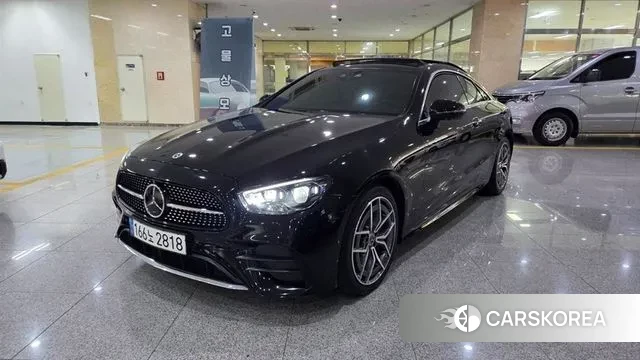 Mercedes-Benz E-Class W213 2023 Черный из Кореи