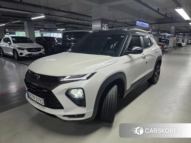 Chevrolet (GM Daewoo) Trailblazer 2022 Белый из Кореи