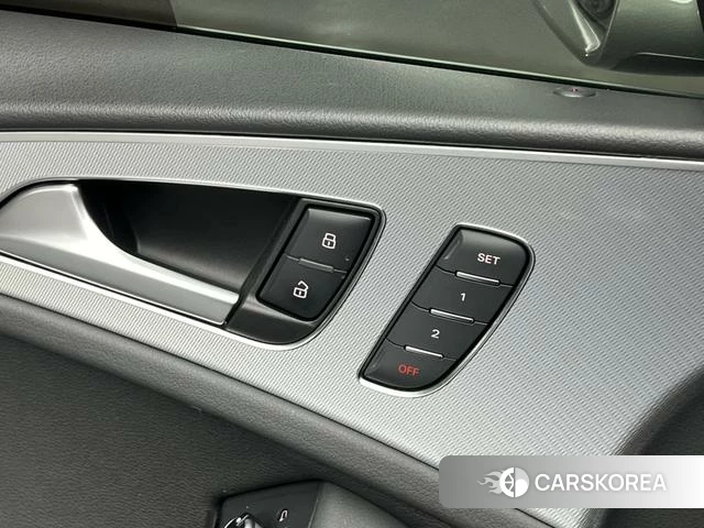 Audi A6 (import) 2019 Темно-серый из Китая