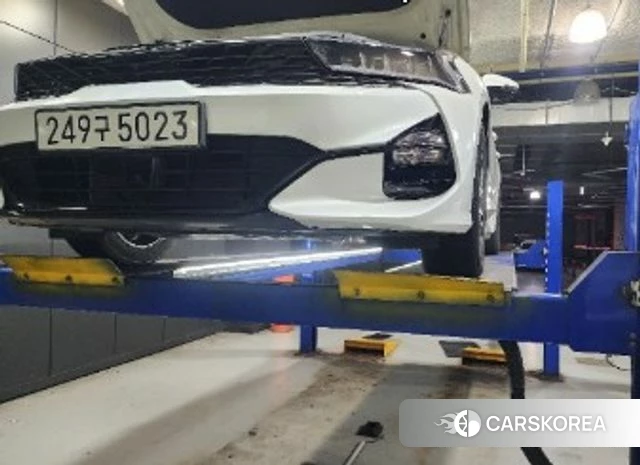 Kia K5 3rd generation 2023 Белый из Кореи