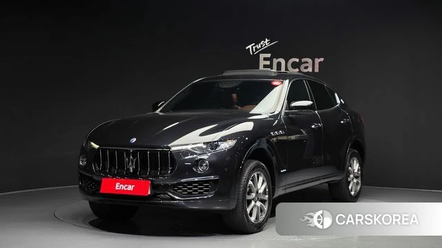 Maserati Levante 2018 Черный из Кореи