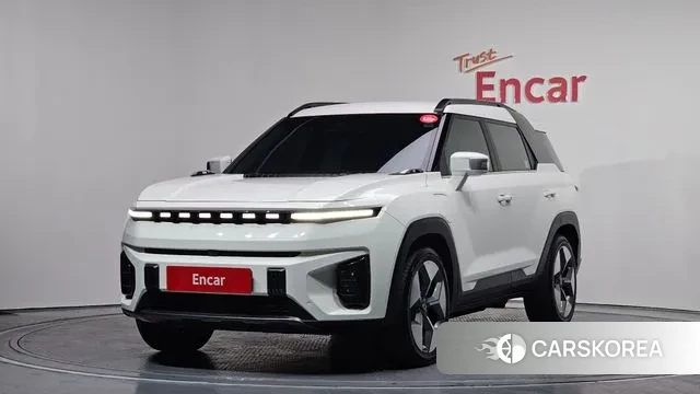 Ssangyong Torres EVX 2023 Белый из Кореи