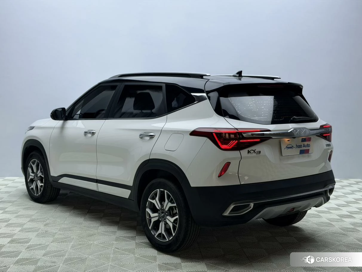 Kia KX3 2021 Белый из Китая