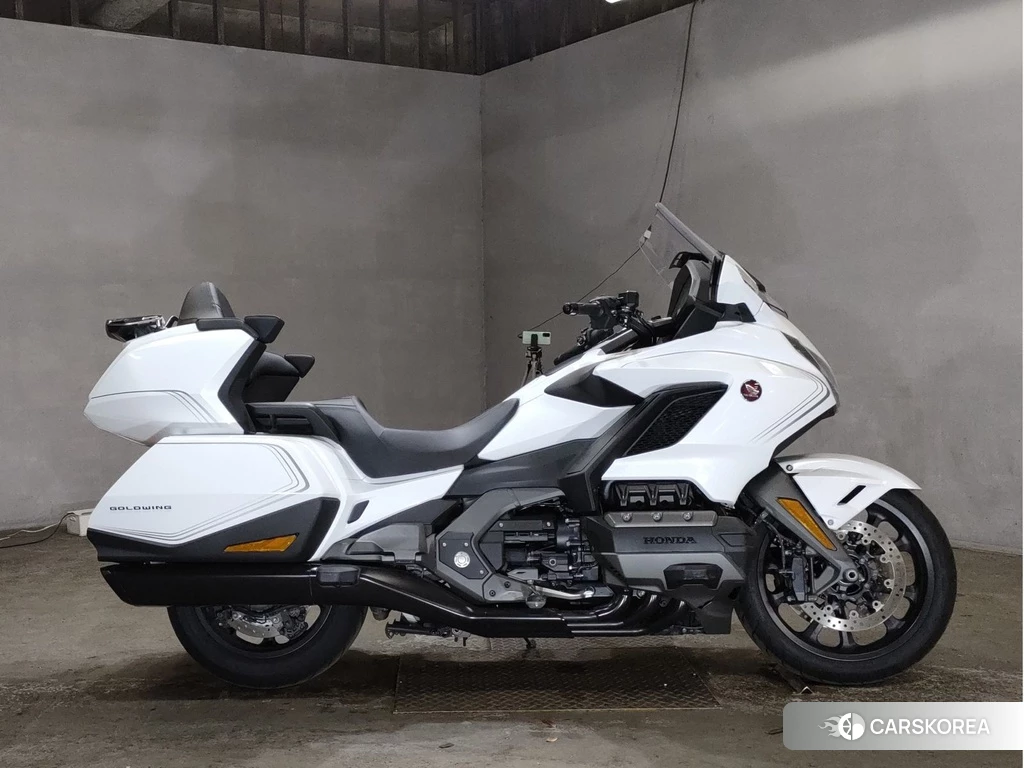 Проданный Honda GL1800 TOUR 2020 из Японии, фото 2