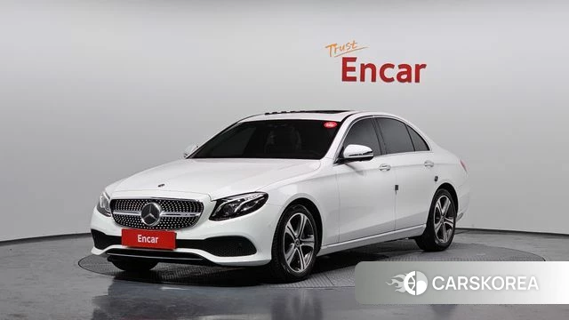 Mercedes-Benz E-Class W213 2020 Белый из Кореи