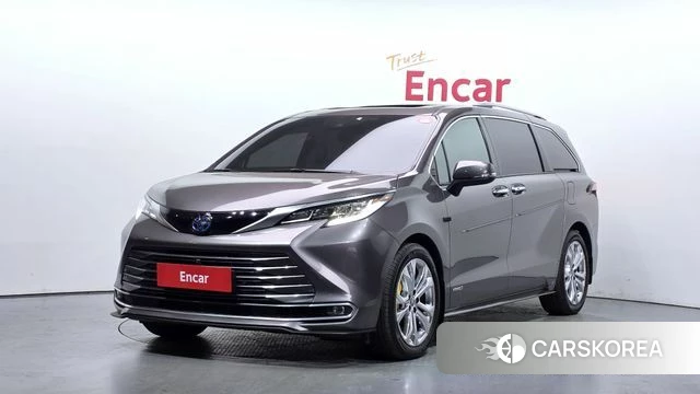 Toyota Sienna 4th Generation 2021 Серый из Кореи