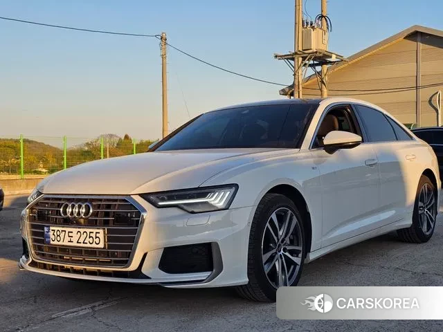 Audi A6 (C8) 2023 Белый из Кореи