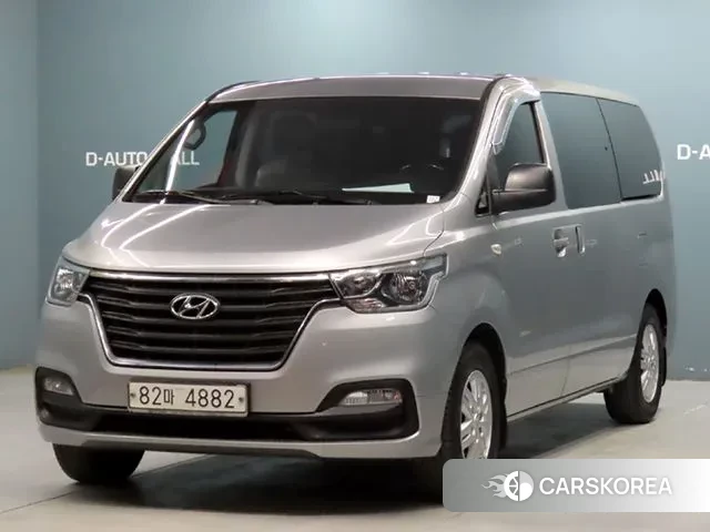 Hyundai The New Grand Starex 2018 Серый из Кореи