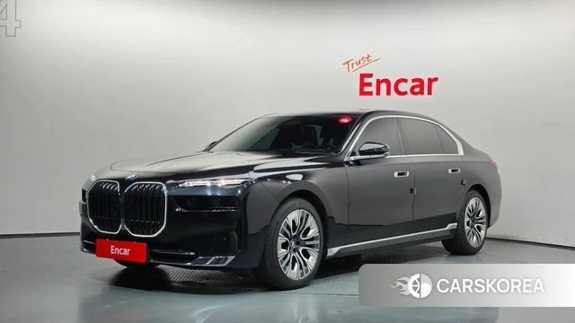 BMW 7 Series (G70) 2023 Черный из Кореи
