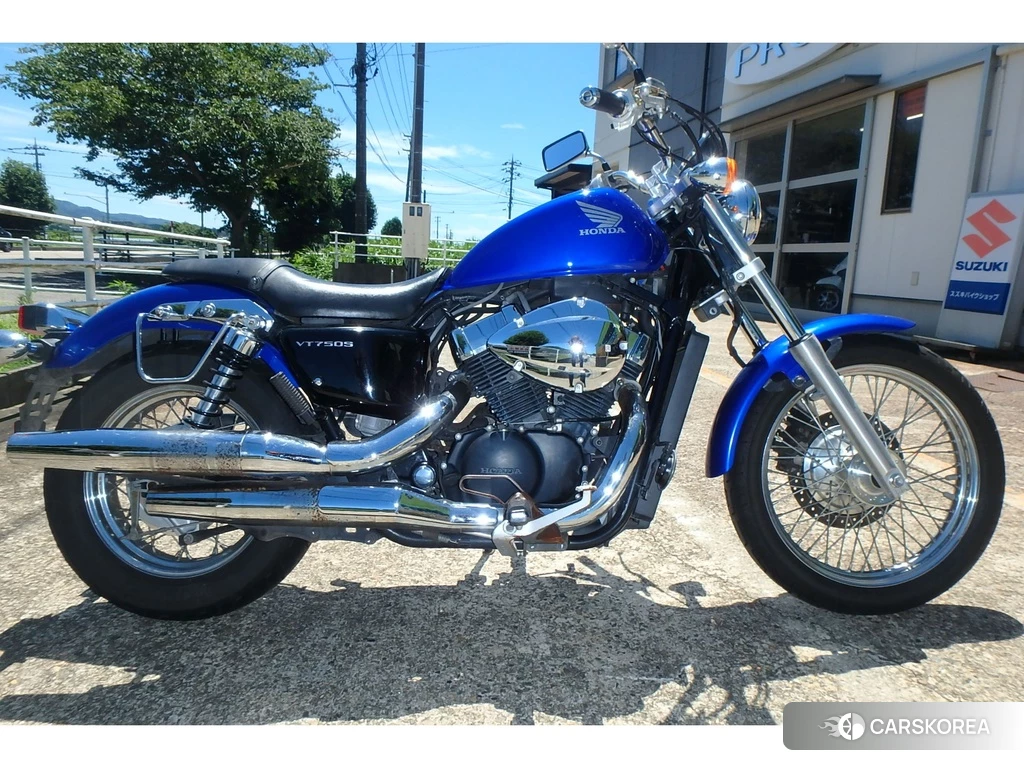 Проданный Honda VT750S 2013 из Японии