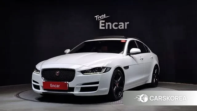 Jaguar XE 2018 Белый из Кореи