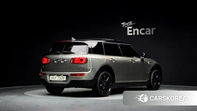 Mini Cooper Clubman 2018 Серебристо-серый из Кореи