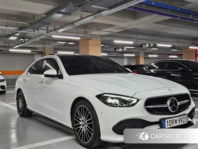 Mercedes-Benz C-Class W206 2023 Белый из Кореи