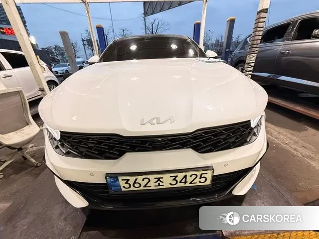 Kia K5 3rd generation 2022 Белый из Кореи