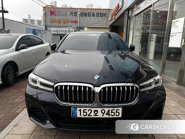 BMW 5 Series (G30) 2020 Черный из Кореи