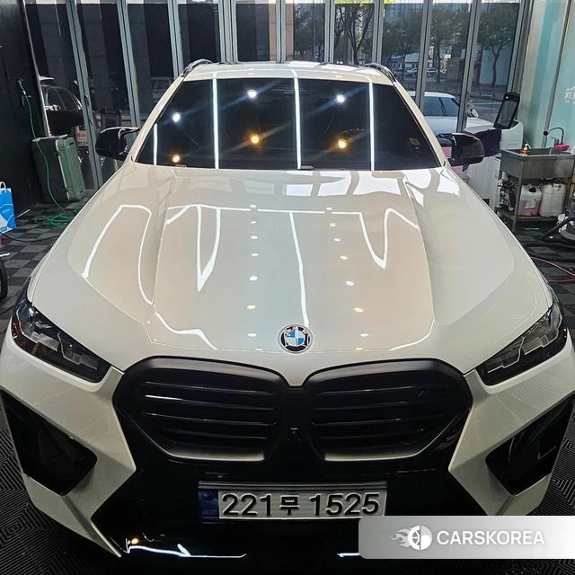 BMW X6M (G06) 2024 Белый из Кореи