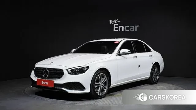 Mercedes-Benz E-Class W213 2021 Белый из Кореи