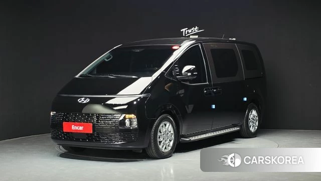 Hyundai Staria 2023 Черный из Кореи