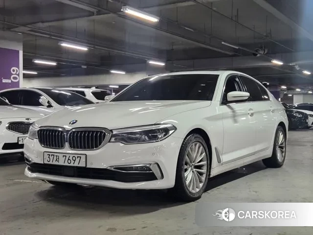 BMW 5 Series (G30) 2019 Белый из Кореи