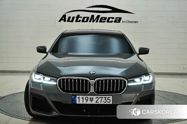 BMW 5 Series (G30) 2023 Серый из Кореи