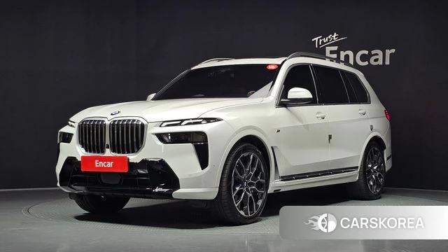 BMW X7 (G07) 2025 Белый из Кореи