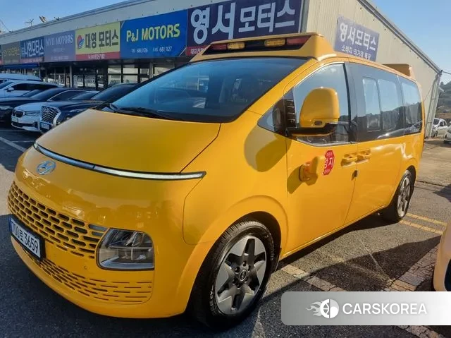 Hyundai Staria 2021 Желтый из Кореи