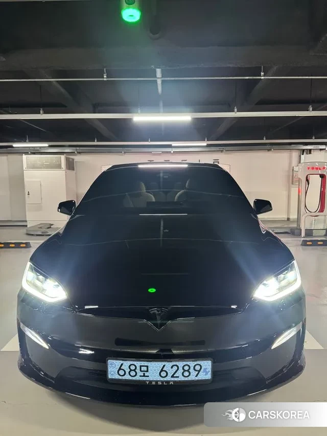 Tesla Model X 2024 Черный из Кореи