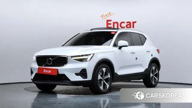 Volvo XC40 2023 Белый из Кореи