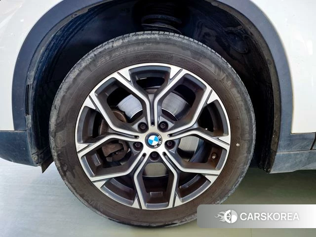 BMW X1 2021 Белый из Китая