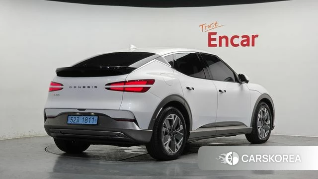 Genesis GV60 2022 Белый из Кореи
