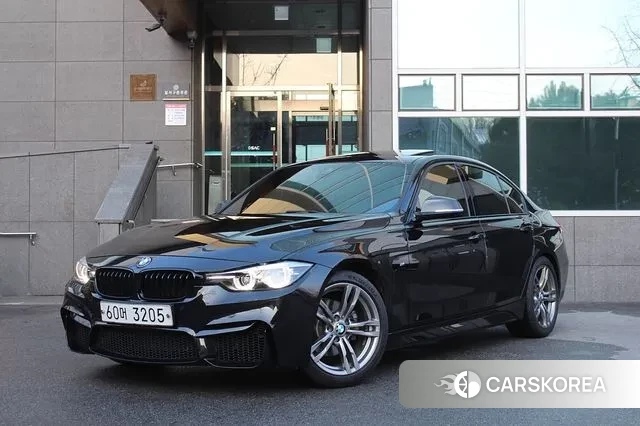 BMW 3 Series (F30) 2018 Черный из Кореи