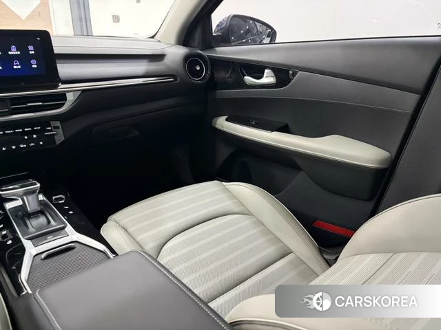 Kia K3 2023 Синий из Китая