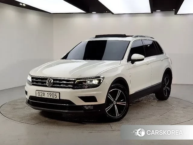 Volkswagen Tiguan second Generation 2018 Белый из Кореи