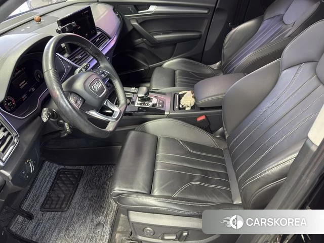 Audi Q5L 2022 Черный из Китая