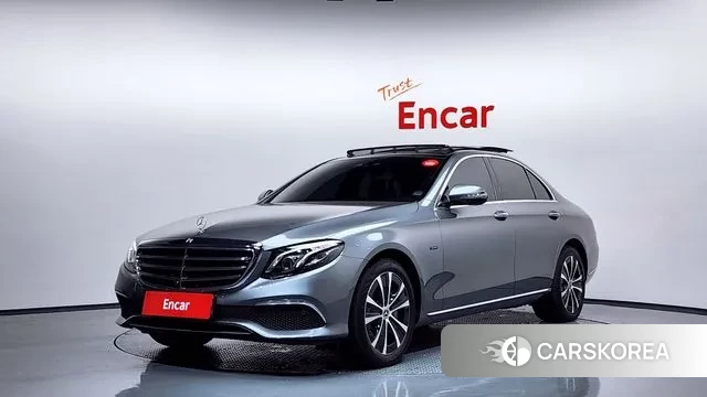 Mercedes-Benz E-Class W213 2019 Серый из Кореи