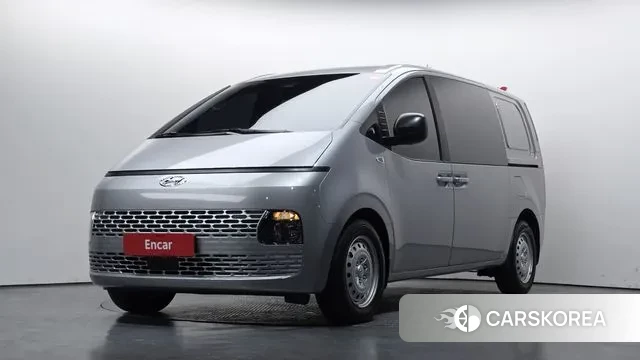 Hyundai Staria 2023 Серебряный из Кореи