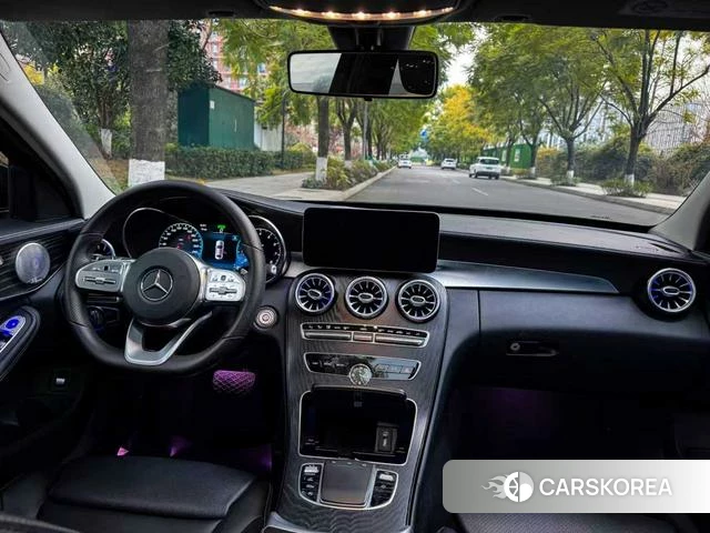 Mercedes-Benz Class C 2021 Зеленый из Китая