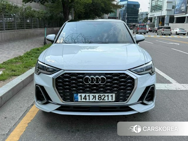Audi Q3 (F3) 2020 Белый из Кореи