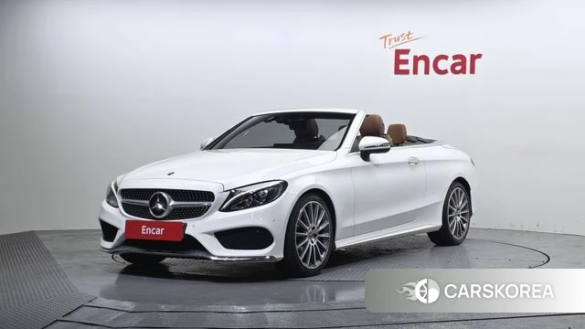 Mercedes-Benz C-Class W205 2018 Белый из Кореи