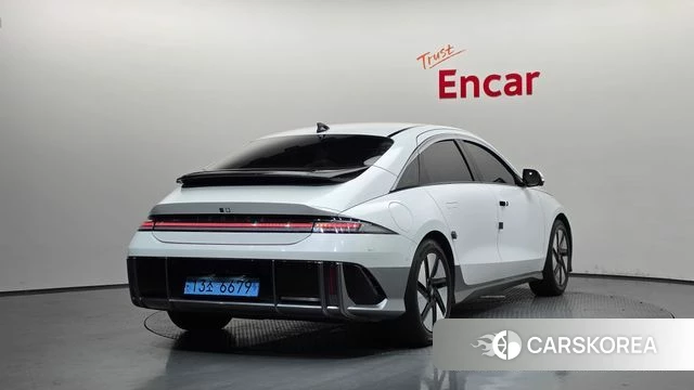 Hyundai Ionic 6 2024 Белый из Кореи