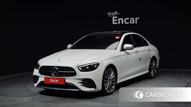 Mercedes-Benz E-Class W213 2022 Белый из Кореи