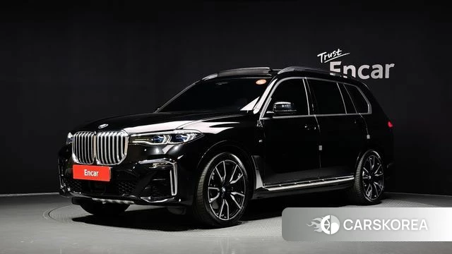 BMW X7 (G07) 2021 Черный из Кореи