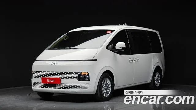 Hyundai Staria 2023 Белый из Кореи