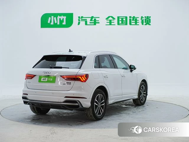Audi Q3 2022 Белый из Китая