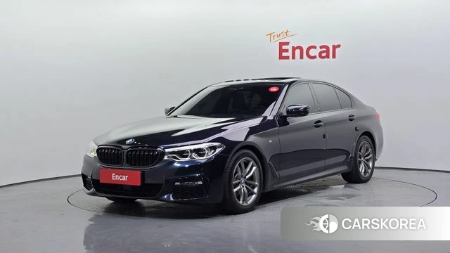 BMW 5 Series (G30) 2018 Черный из Кореи