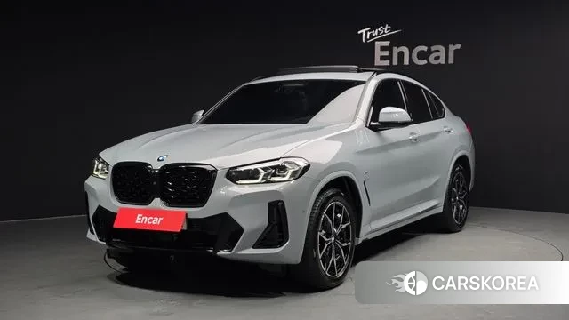 BMW X4 (G02) 2023 Светло-серебряный цвет из Кореи